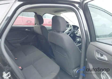 2015 Ford Focus Se z USA, uszkodzony, nr VIN 1FADP3F26FL200868